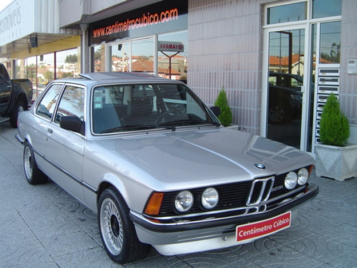 BMW 323i E21