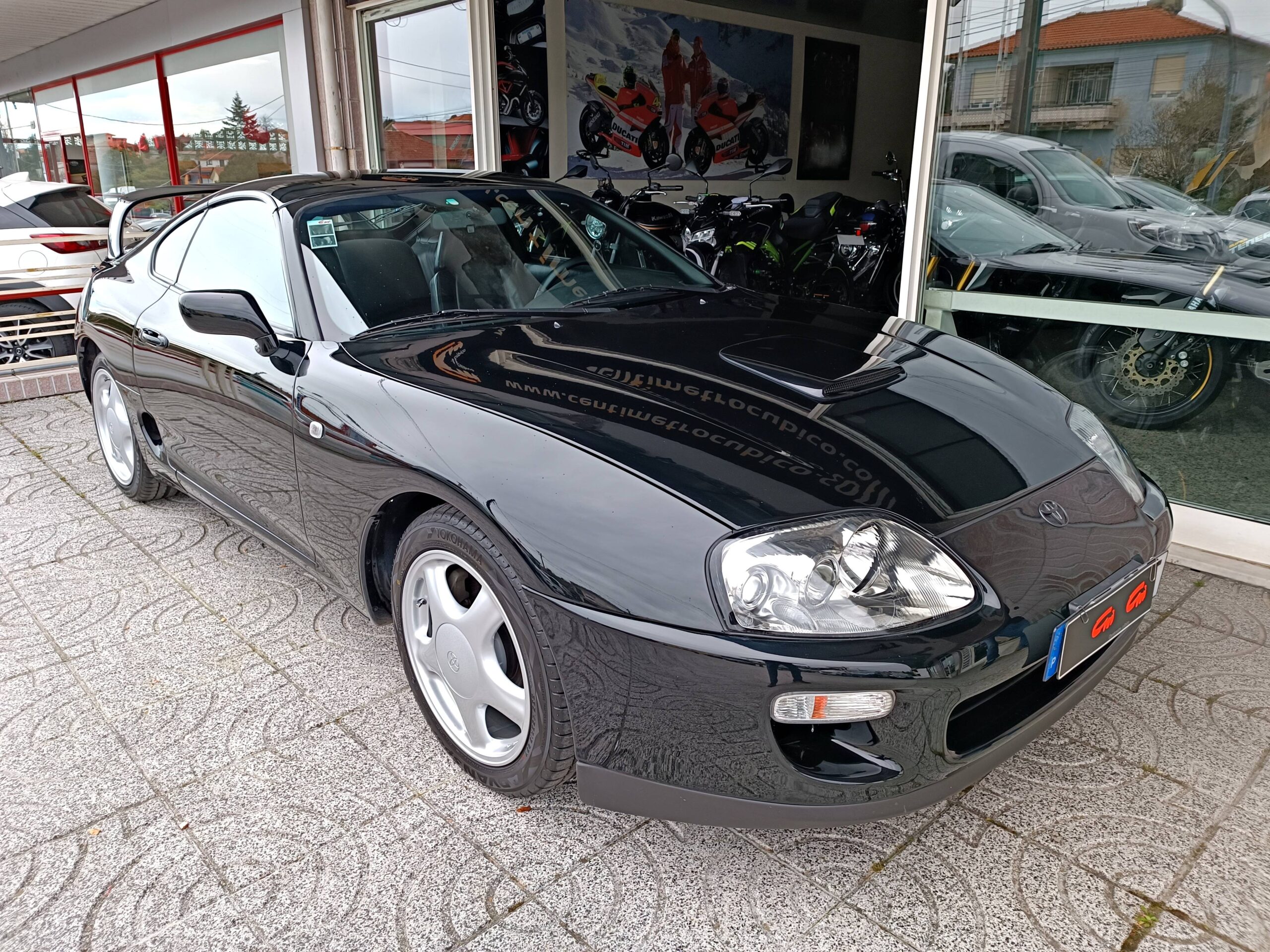 Toyota Supra 3.0 Bi Turbo 330cv